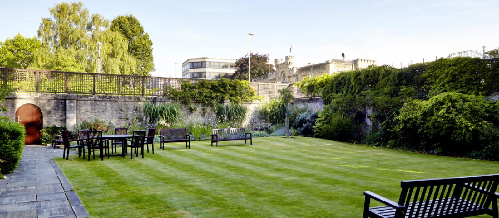 Fellows' Garden, Nuffield College