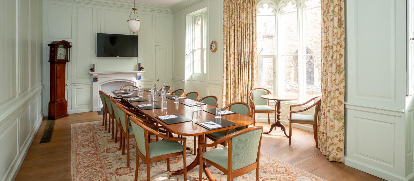 Mackesy Room, Pembroke College